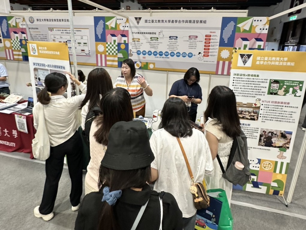 攤位熱烈氣氛